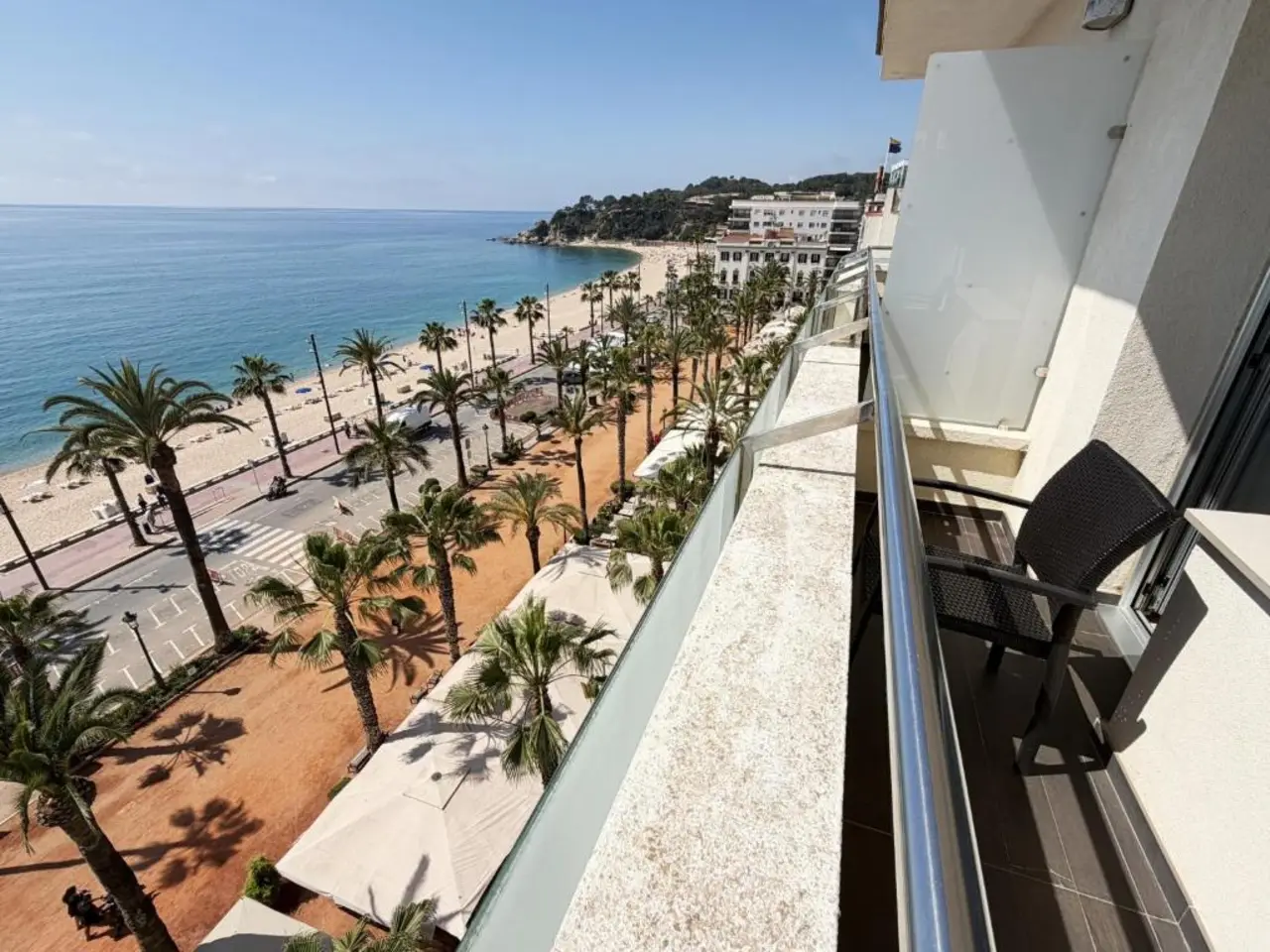 Habitación Doble con Balcón y Vista al Mar